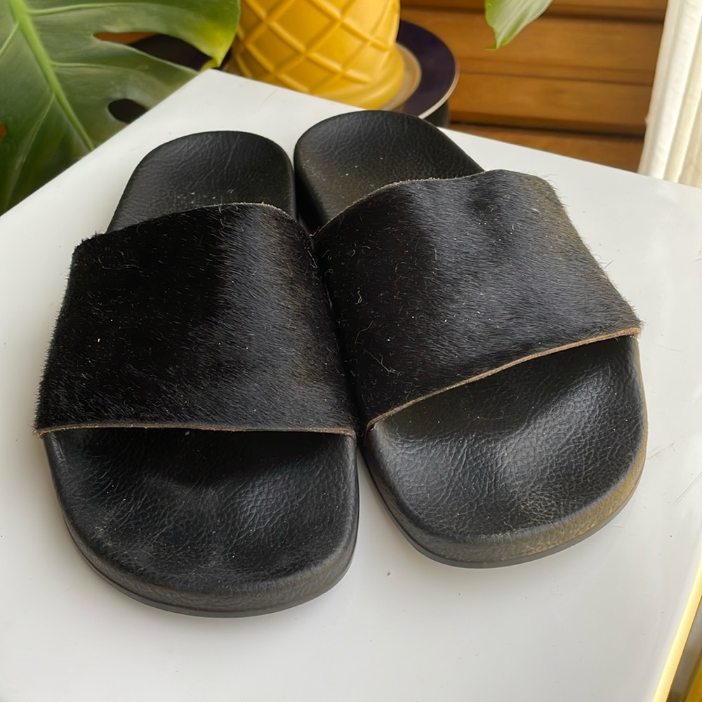 Cowhide Adidas slides women’s size 7-8